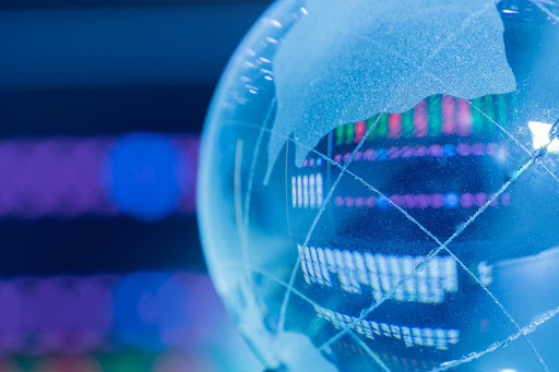 Real-World Examples That Actually Score in IB Economics